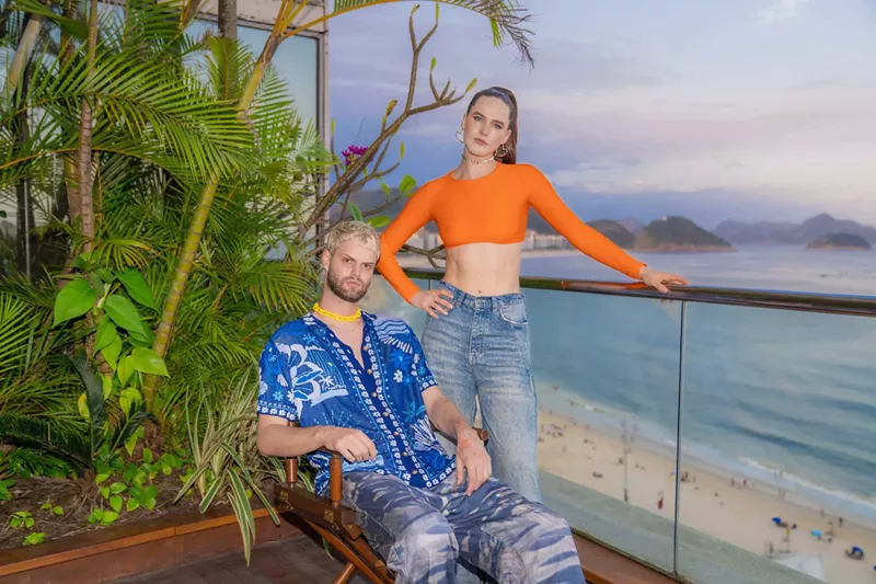 Image: Sofi Tukker helps LIV kick off its Miami Art Week lineup on Wednesday, December 6.