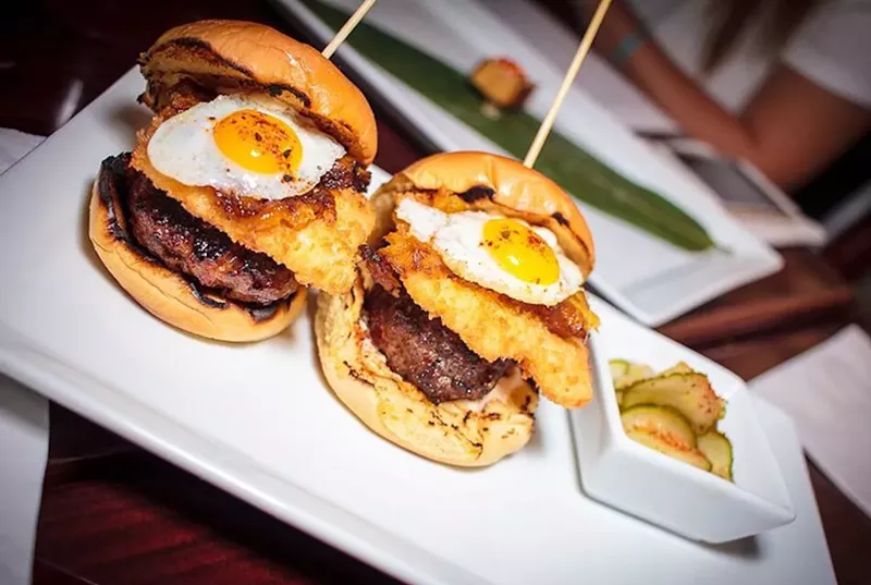 Image: The 50/50 burger from 180 Degrees at the DRB.