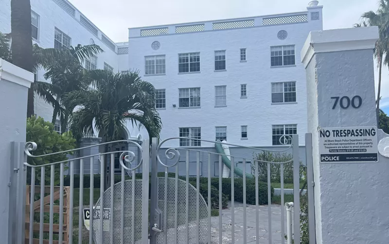 Image: The Annell apartment building in Miami Beach has been shuttered since June, when an unsafe structure violation was posted.