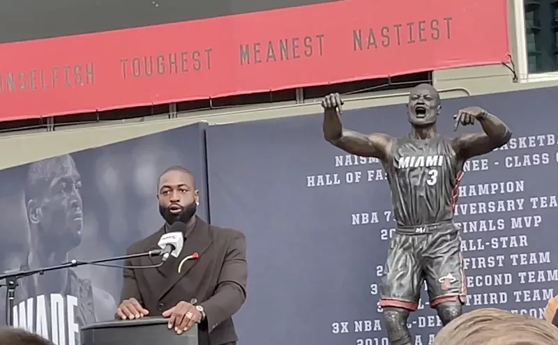 Image: After Viral Statue Fail, Dwyane Wade Gets Two New Murals in Wynwood