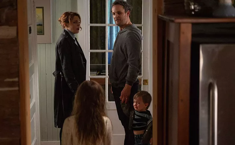 Image: Amy Seimetz and Jason Clarke on Pet Sematary: "This Is Some Crazy Sh*t"