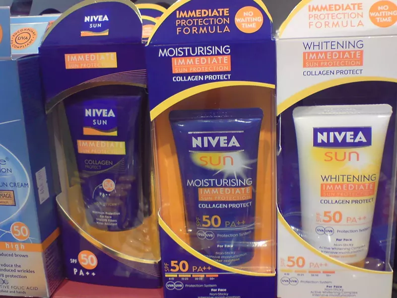 Image: Lawmakers on the Florida Senate Rules Committee voted 12-4 in favor of a bill that would block cities from regulating the use o some sunscreens.