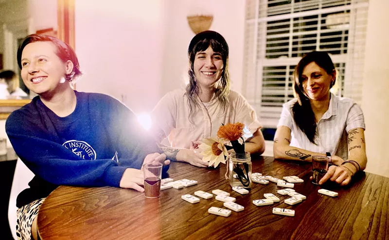 Image: Bufu Records Makes a Comeback With Las Nubes and Palomino Blond Split EP