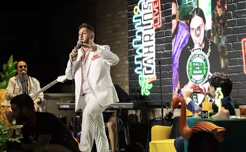 Image: Carlos Hernandez Brings Together Survivor Alums, Tunes, and More at Miami Improv