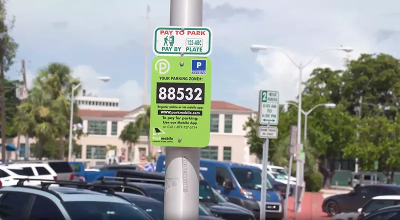 Image: A ParkMobile sign in Miami beach