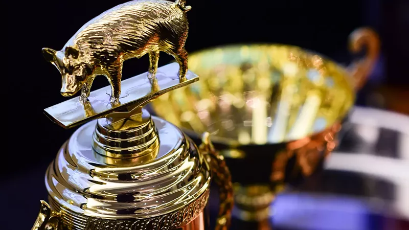 Image: Who wouldn't want a pig trophy?