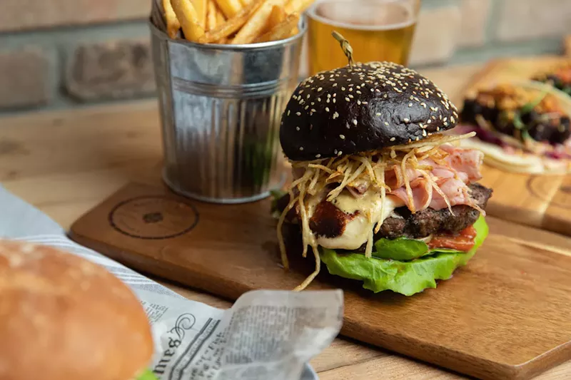 Image: The Doral Burger at Copper Blues.