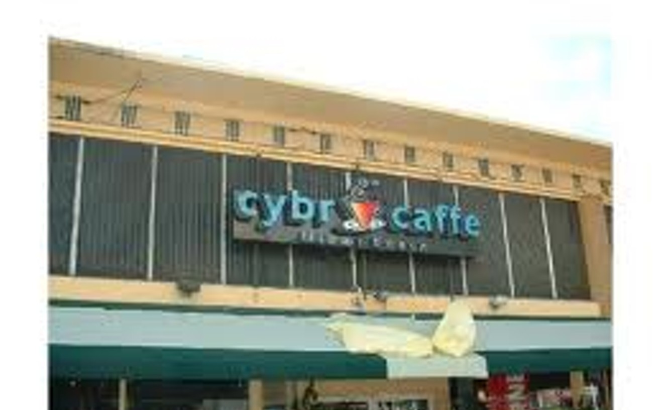 Best Internet Café 2008 Cybr Caffe Best Restaurants, Bars, Clubs, Music and Stores in Miami Miami New Times photo