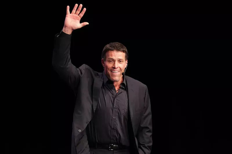 Image: Multiple staffers and fans have accused Tony Robbins of sexual misconduct, but Miami Mayor Francis Suarez presented him with a key to the city anyway.