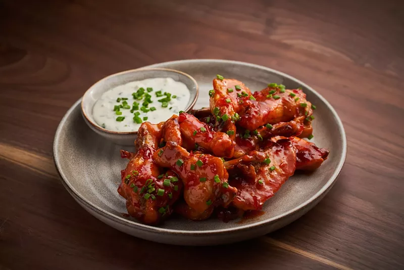 Image: Haslem's baked-not-fried UD’s Woodfired wings.