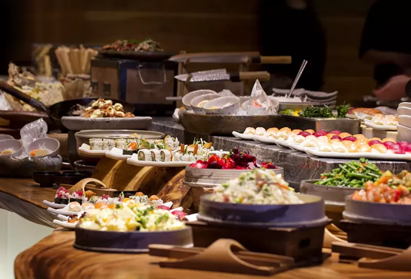 Image: Etaru's bottomless brunch includes a Japanese buffet.