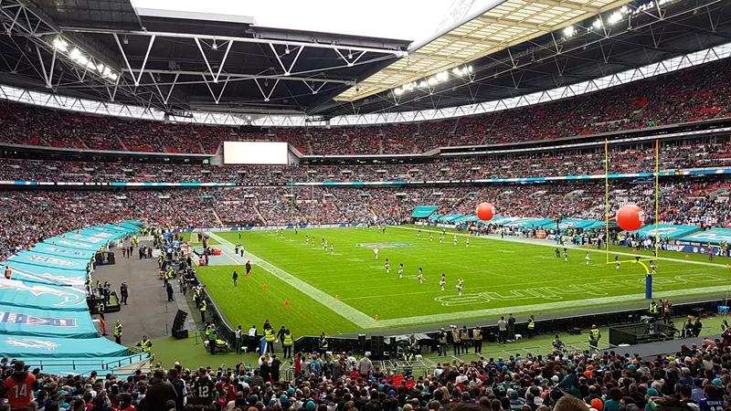 Image: The Miami Dolphins continue their #TankForTua mission this Sunday against the Dallas Cowboys.
