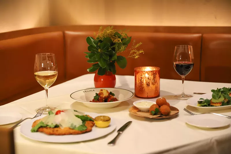 Image: A dining table at a restaurant