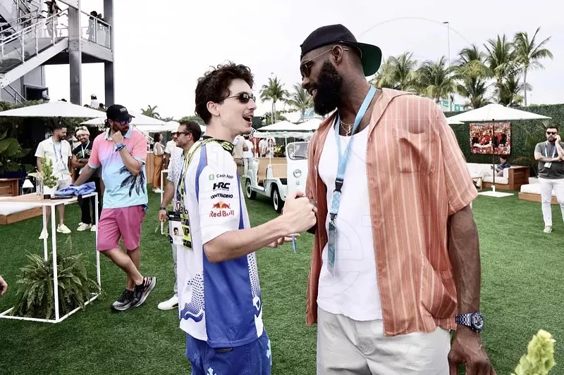 Image: Timothee Chalamet and Tim Hardaway Jr.