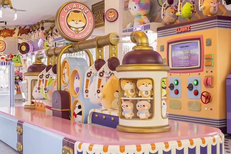 Image: interior of a plushie arcade store