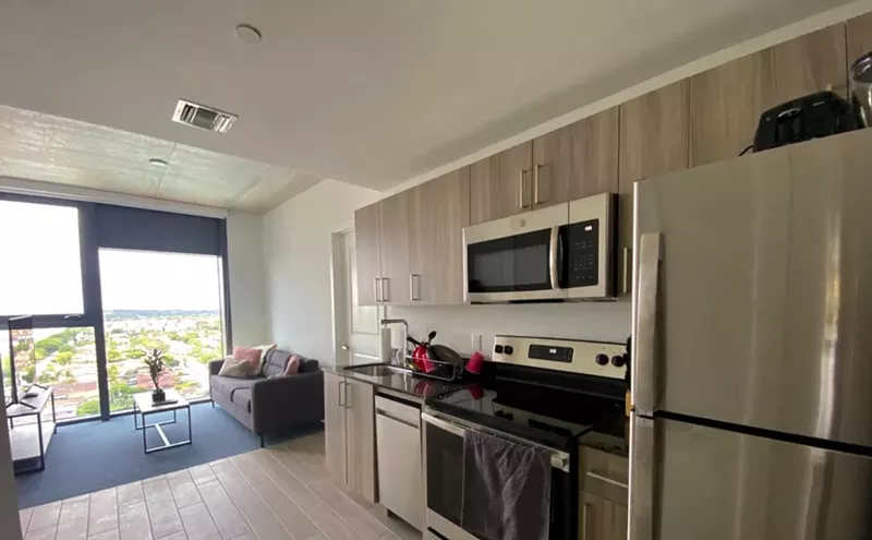 Image: FIU Students Compare New "Luxury" Apartments to Fyre Festival
