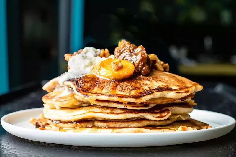 Image: Platano maduro pancakes.