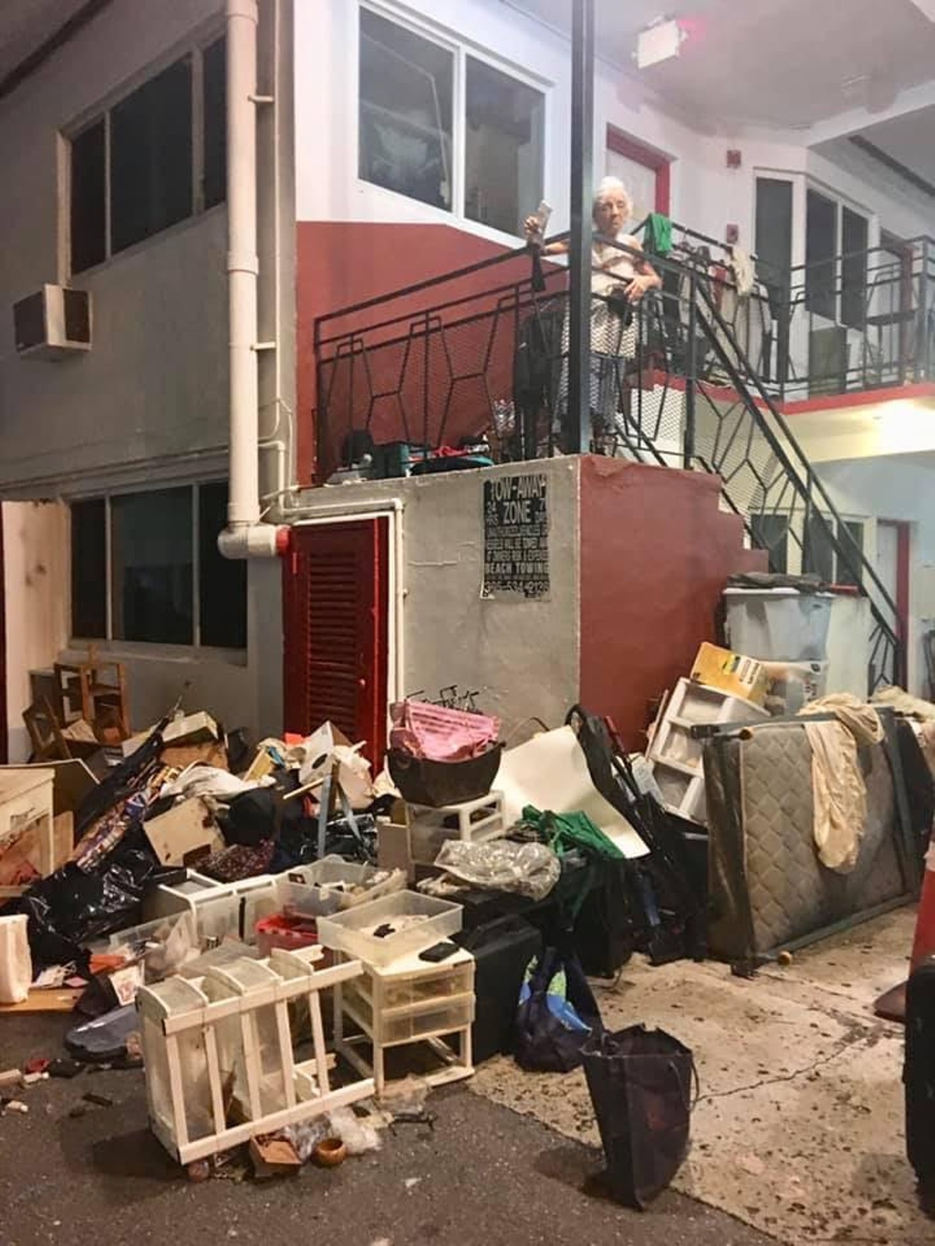 The Miami Beach eviction of Maria Cazañes Friday night has spurred lawmakers to push for legislation that would pause displacement during emergencies such as hurricanes.