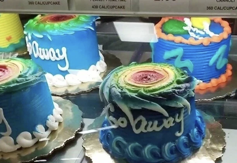 Image: Floridians have created a Change.org petition with over 34,000 signatures to bring back Publix's infamous hurricane cakes this season, and the petition is going viral.