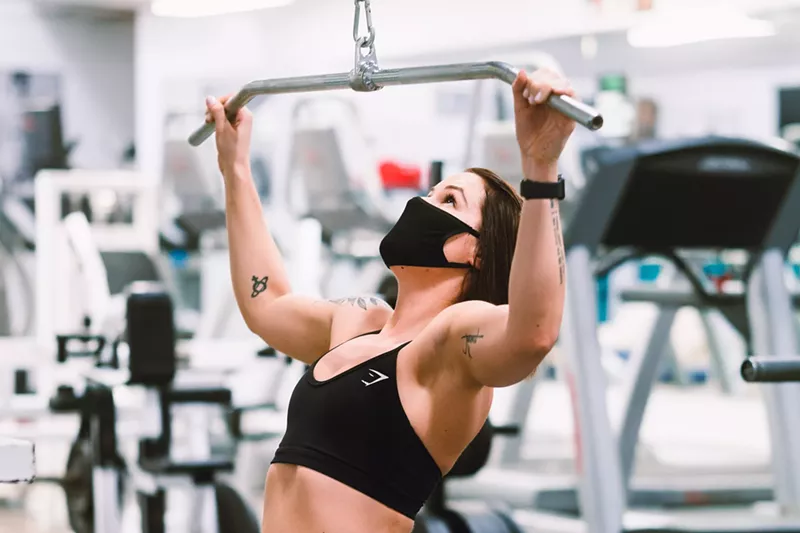 Image: Major gym chains have lifted facemask requirements at Florida locations.