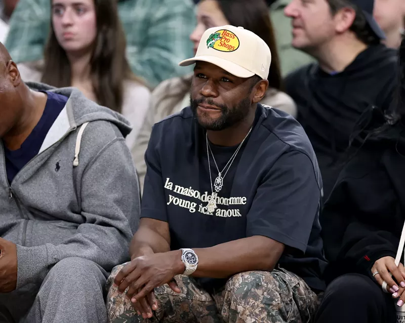 Image: Floyd Mayweather Jr. watches during a 102-92 LA Clippers win over the Golden State Warriors at Intuit Dome in Inglewood, California, on December 27, 2024.