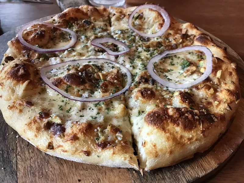 Image: Get a pizza for free.