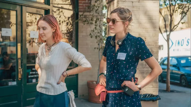 Image: Saoirse Ronan and Greta Gerwig on the set of Lady Bird.