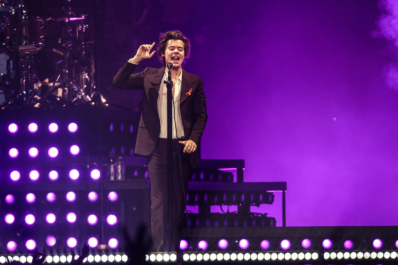 Harry Styles performs at the BB&T Center. View more photos from Harry Styles and Kacey Musgraves' performance at the BB&T Center here.