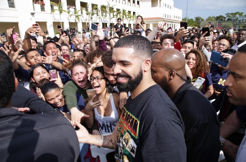 University of store miami hoodie drake