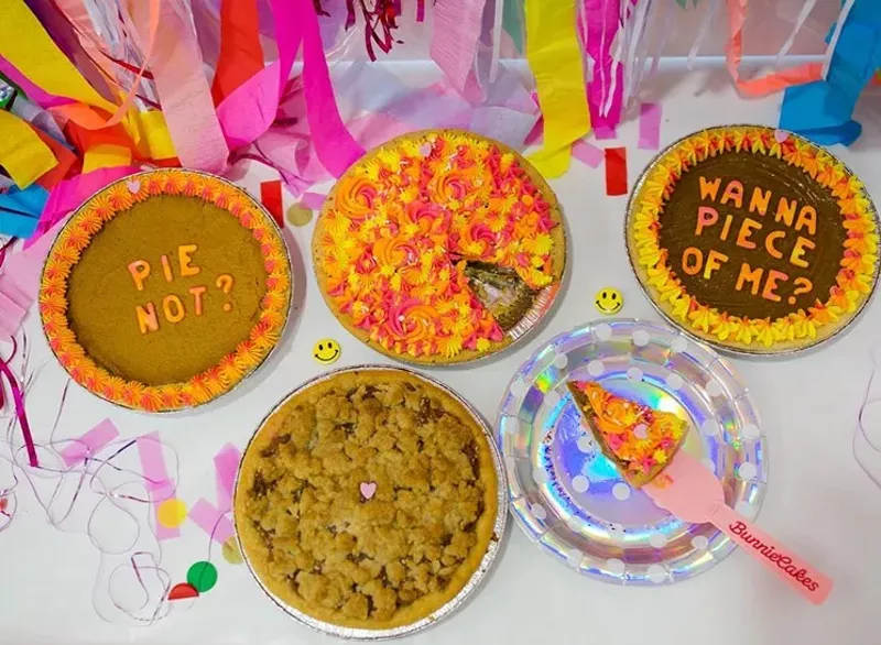 Image: Bunnie Cakes' Thanksgiving pies