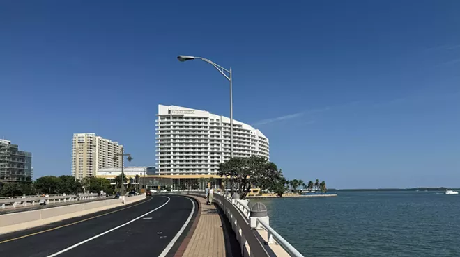 Construction visual of Brickell Key bridge repairs