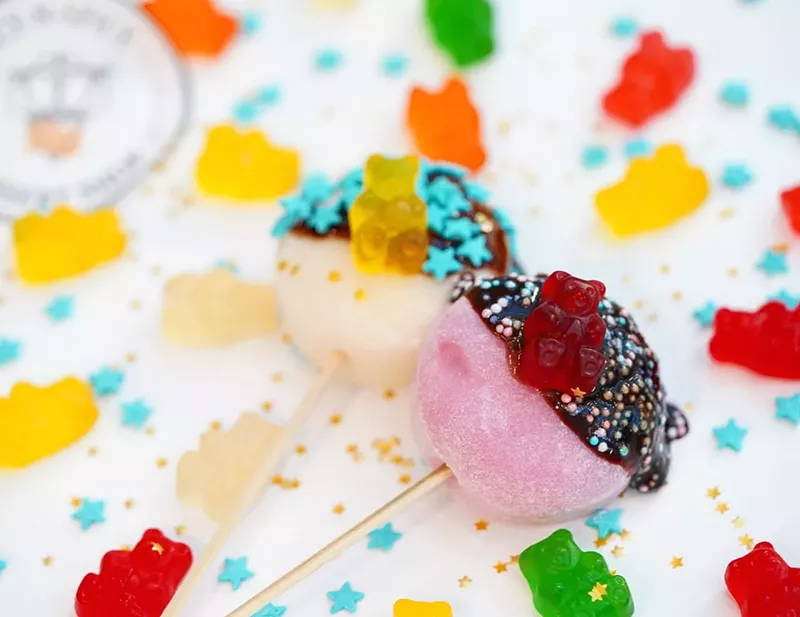 Image: Mochi ice cream with gummy bears.