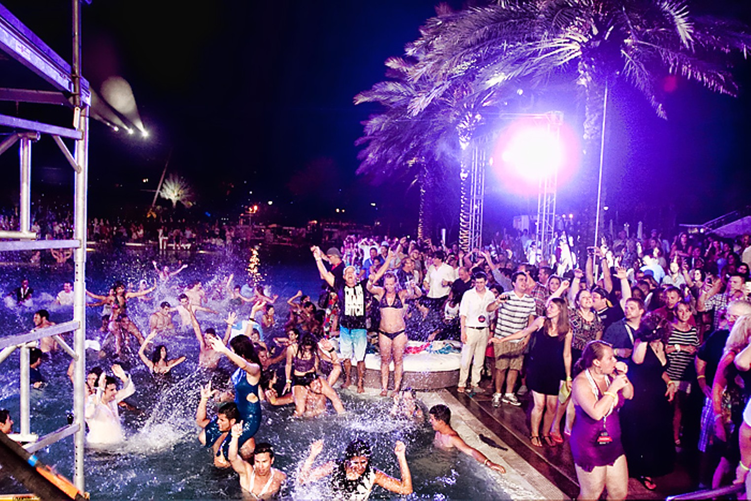 iHeartRadio Ultimate Pool Party at Fontainebleau Miami Beach Miami