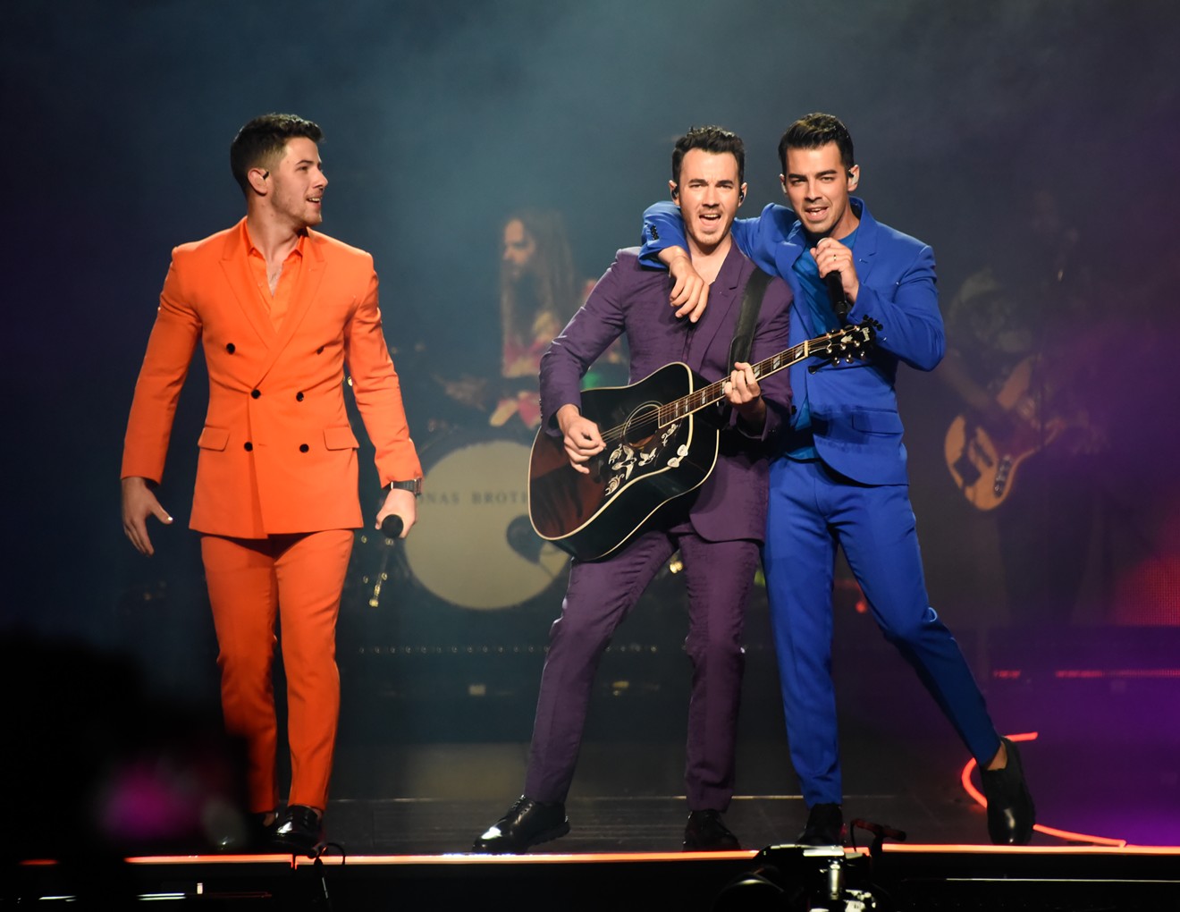See more photos of the Jonas Brothers at the American Airlines Arena here.