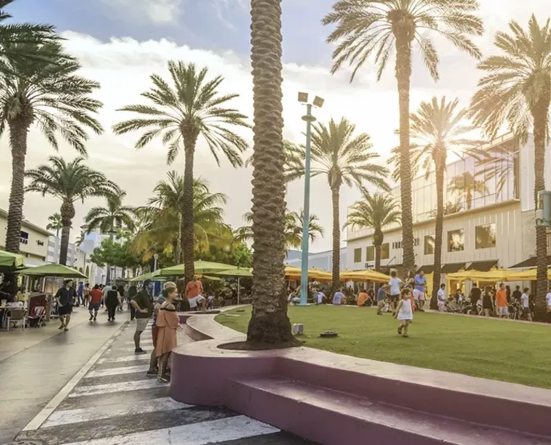 Image: The SOBEWFF Artisan Market returns to Lincoln Road.