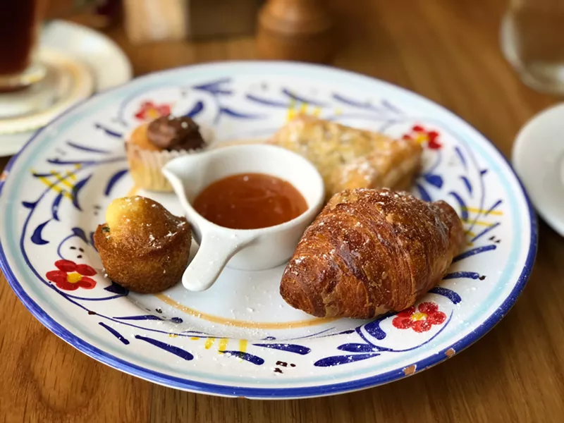 Image: Pastry plate of the day.