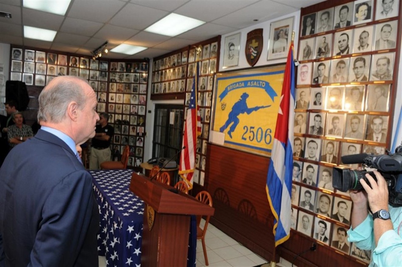 Then-presidential candidate Fred Thomson visited the Bay of Pigs Museum in 2007.