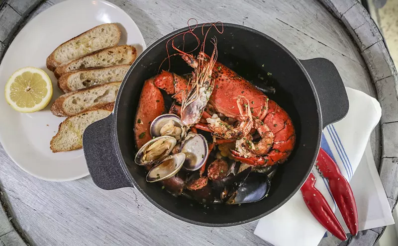Image: Little Havana's Ella's Oyster Bar Combines Miami Cool and New England Simplicity