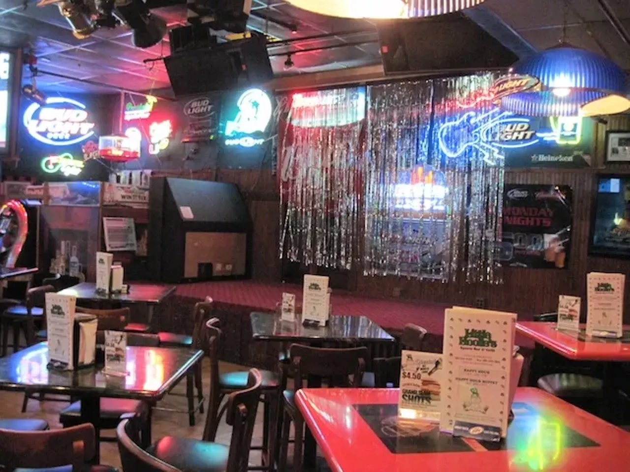 Little Hoolie's Sports Bar & Grill East Kendall/Pinecrest Brewery