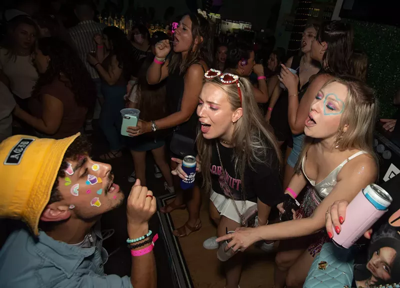 Image: Taylor Swift and Olivia Rodrigo fans report to Gramps, please.