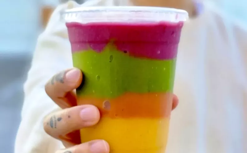 Image: LNB Grovestand in West Kendall Offers Turmeric Bagels, Rainbow Smoothies, and More