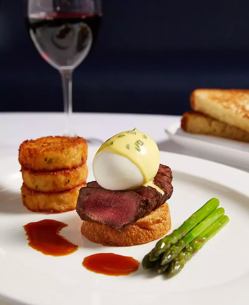 Image: Brunch at Lobster Bar Sea Grille