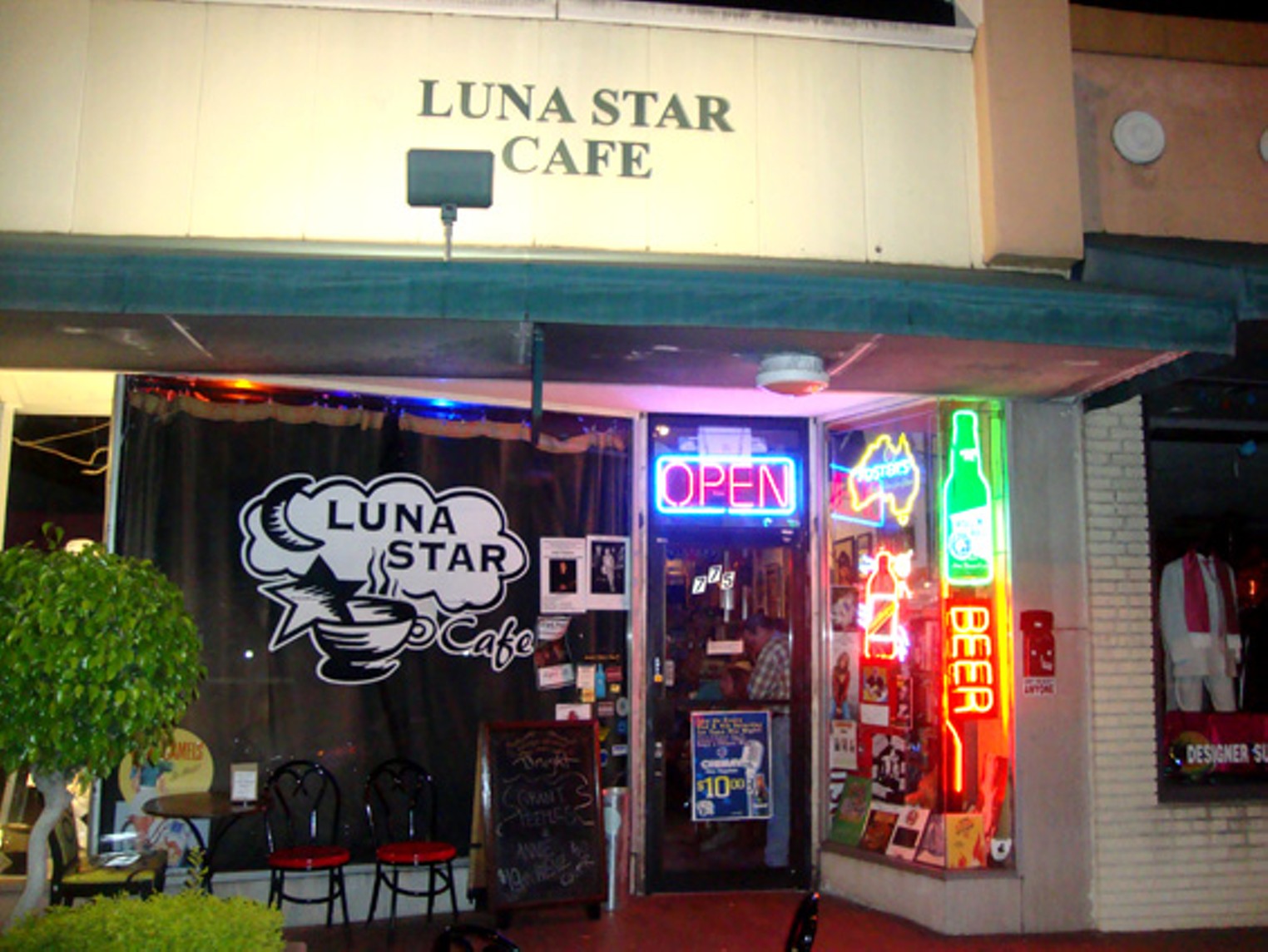 1524px x 1144px - Best Open-Mike Night 2012 | Tuesday Nights at Luna Star Cafe | Best  Restaurants, Bars, Clubs, Music and Stores in Miami | Miami New Times