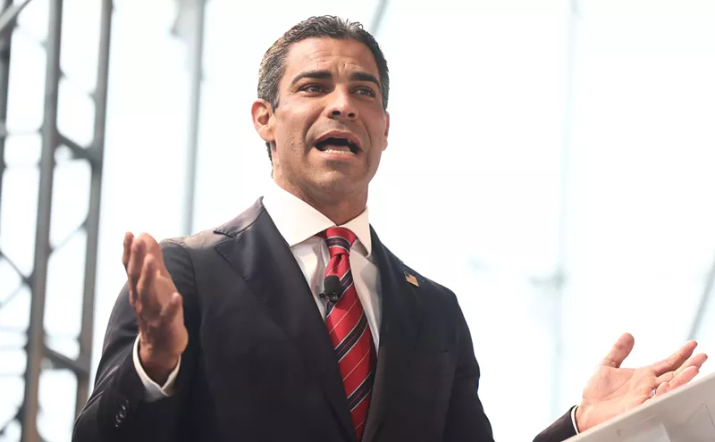 cruise ship with huge waves Mayor Suarez Clears Calendar for Far-Right Podcaster Who Battles "Globohomo" Agenda