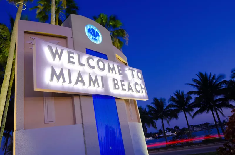 Image: A one-vote difference in the Miami Beach City Commission election will lead to a manual recount in one race.