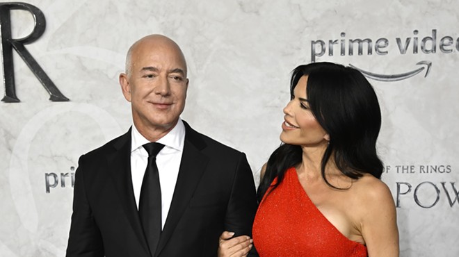 Billionaire Jeff Bezos and his girlfriend, Lauren Sanchez, at a red-carpet event