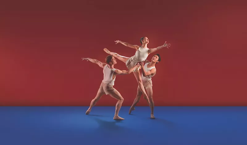 Image: Jennifer Lauren, Shimon Ito and Alexander Peters performing in Heatscape.
