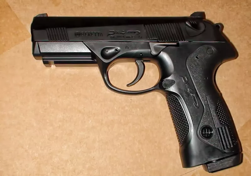Image: The City of Miami wants to buy your gun — and ship it to Ukraine.