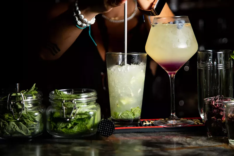 Image: New cocktail menu and live music from Saloni Bar by Mekari