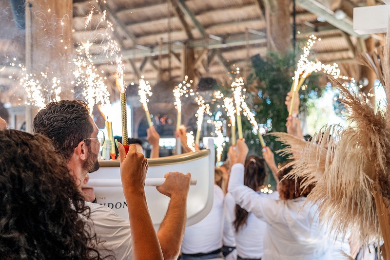 Brunch with sparklers at Joia Beach.